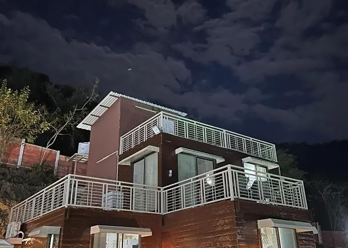Skyview Villa Udaipur With Private Pool 4Bhk Villa