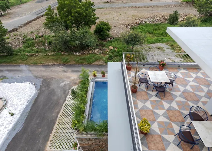 Whirl Vista- 5 Bhk With Pool